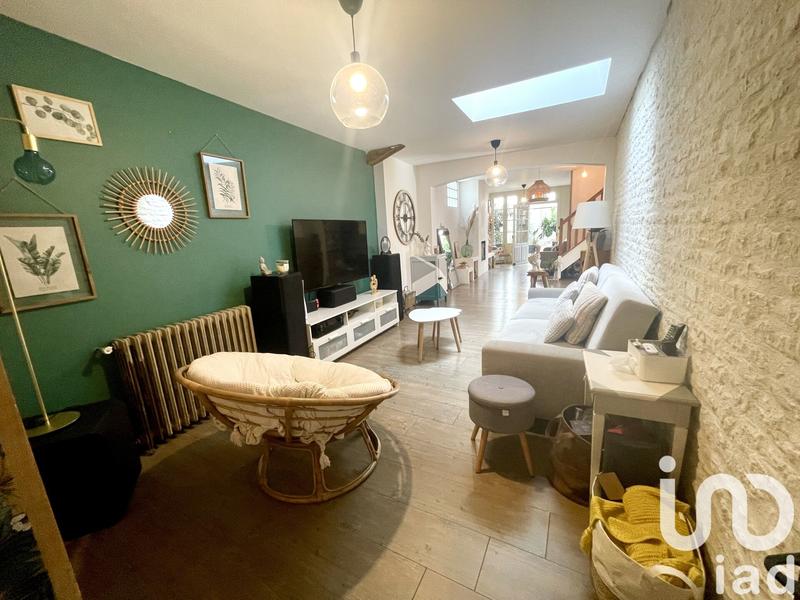 Maison - 248 m² - 10 pièces