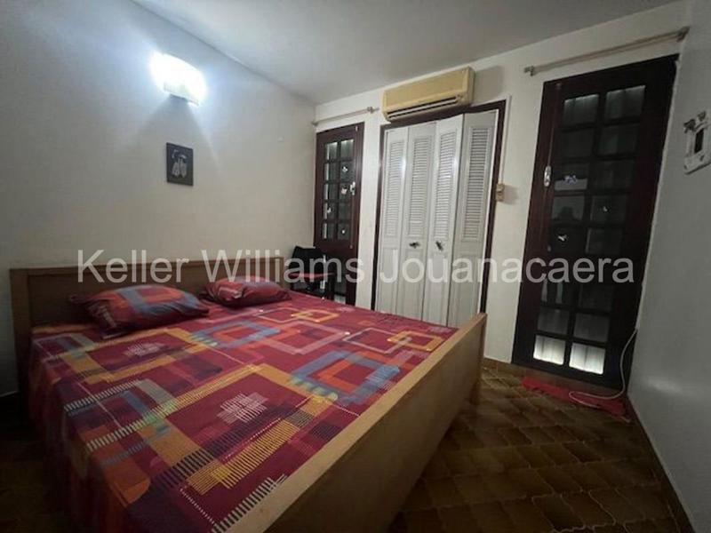 Villa - 179 m² - 9 pièces