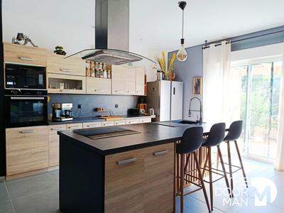 Maison - 170 m² - 5 pièces