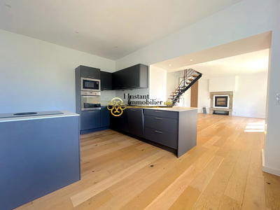 Maison - 102 m² - 5 pièces