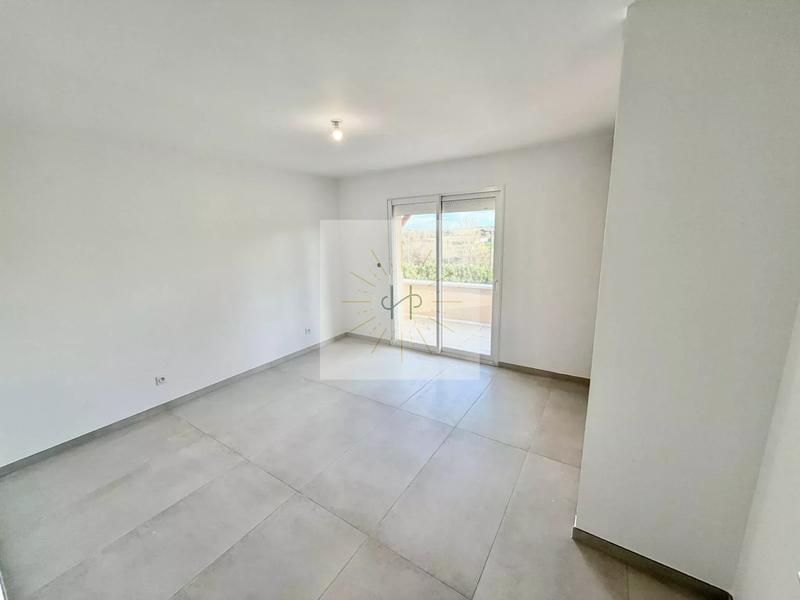 Maison - 118 m² - 4 pièces