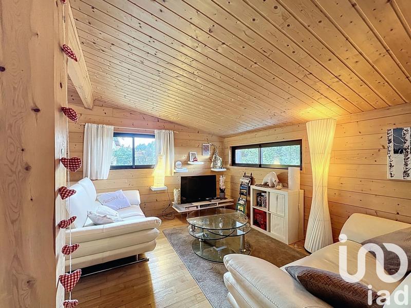 Châlet - 200 m² - 8 pièces