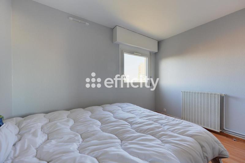 Appartement ancien - 68 m² - 3 pièces