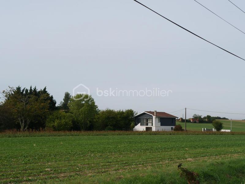 Maison traditionnelle - 142 m² - 7 pièces