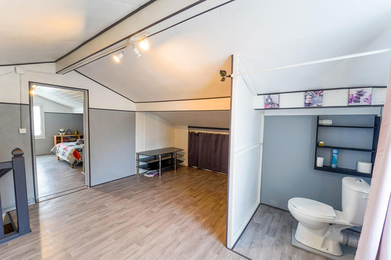 Maison - 96 m² - 5 pièces