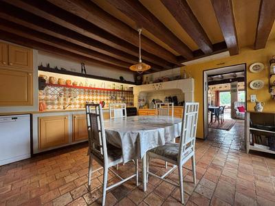 Maison - 236 m² - 6 pièces