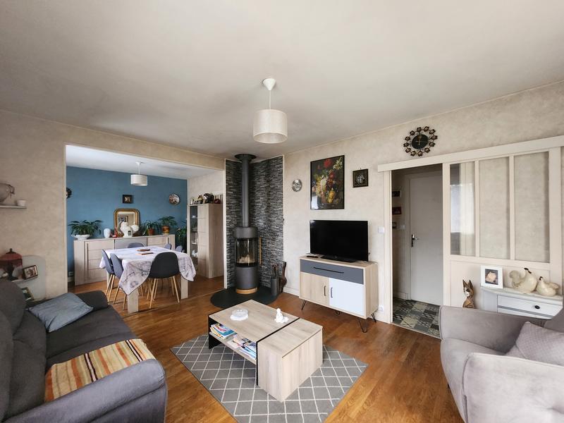 Maison - 103 m² - 5 pièces