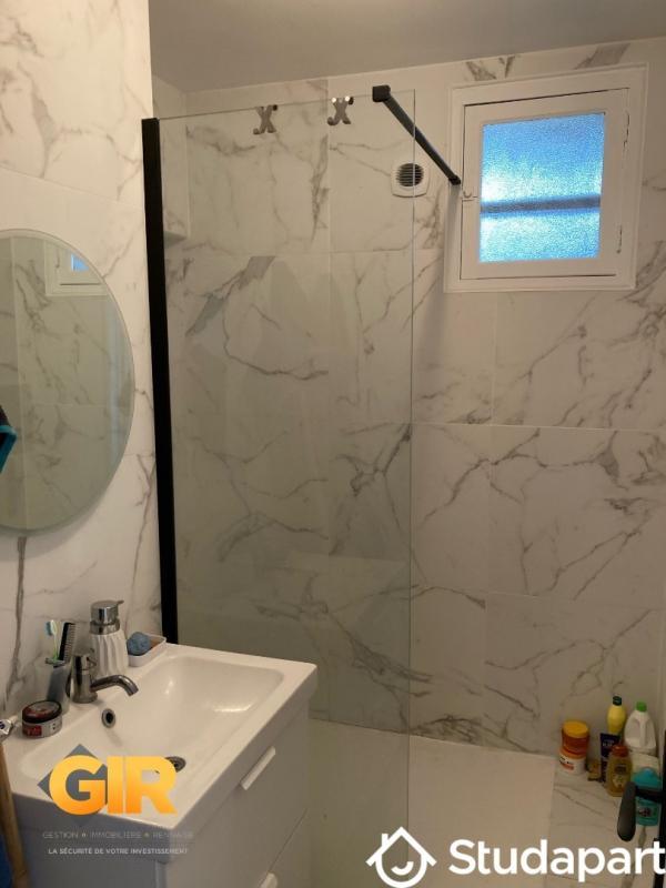 Chambre - 9 m² - 1 pièce