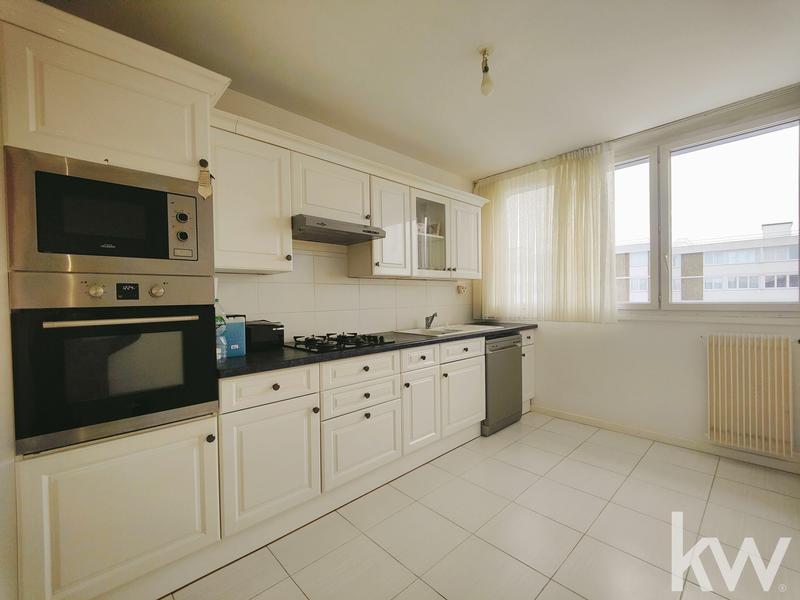 Appartement - 76 m² - 4 pièces