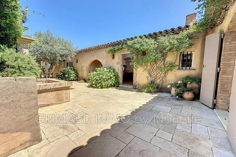 Villa - 185 m² - 6 pièces