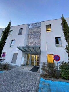 Bureau - 172 m² - 1 pièce