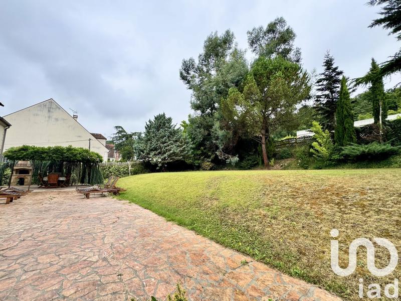 Maison - 273 m² - 7 pièces