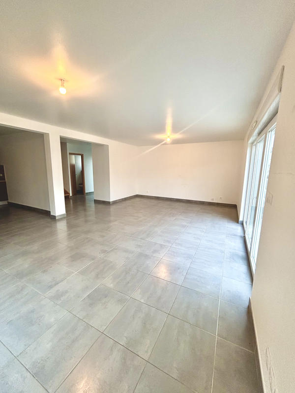 Maison - 106 m² - 5 pièces