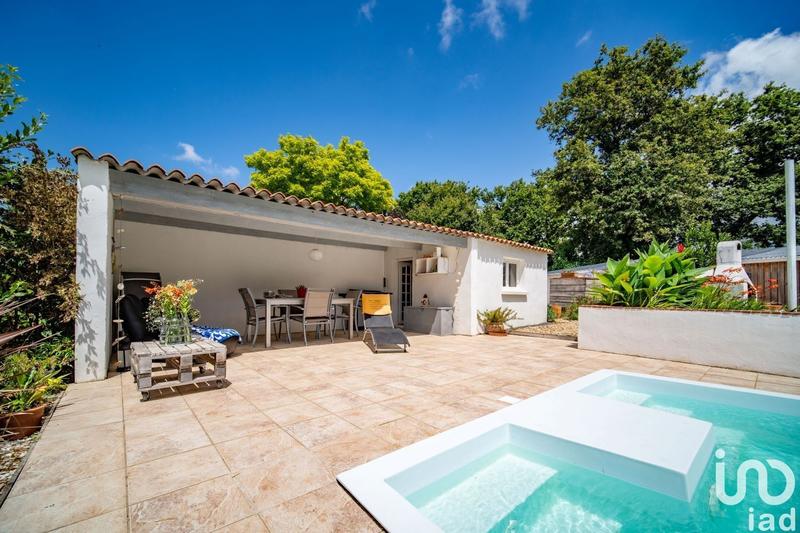 Maison - 99 m² - 4 pièces