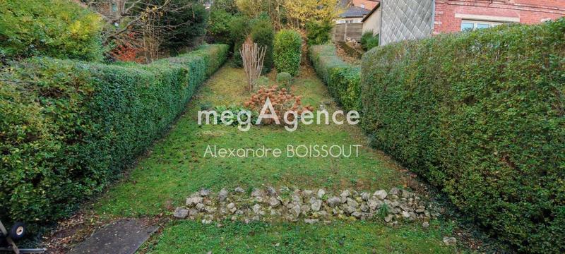 Maison - 98 m² - 4 pièces