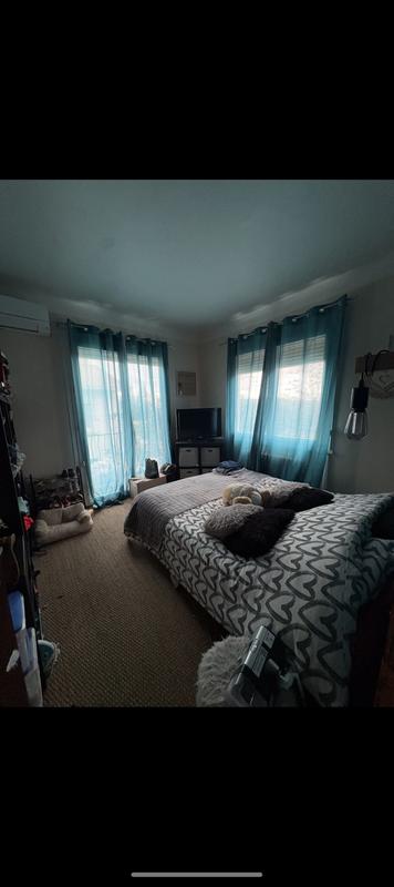 Maison traditionnelle - 210 m² - 5 pièces