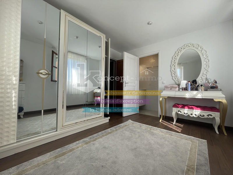 Maison - 103 m² - 6 pièces