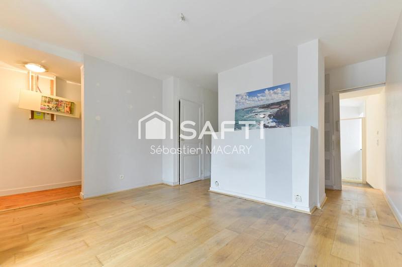 Maison - 180 m² - 8 pièces