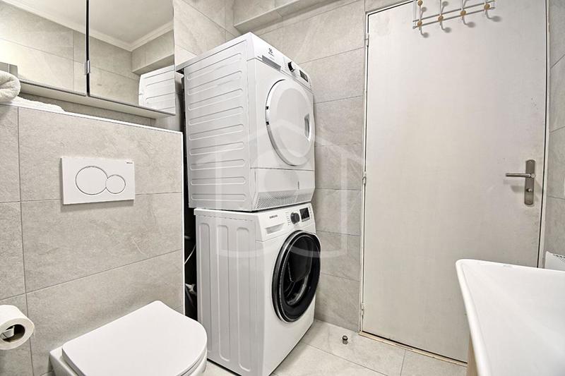 Appartement - 100 m² - 5 pièces