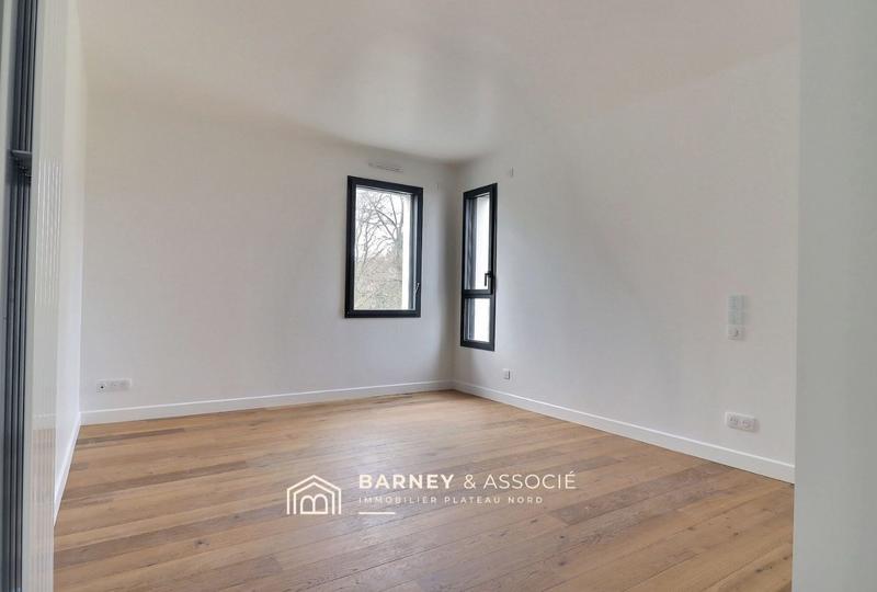 Maison contemporaine - 238 m² - 8 pièces