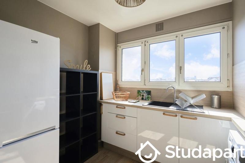 Chambre - 10 m² - 1 pièce