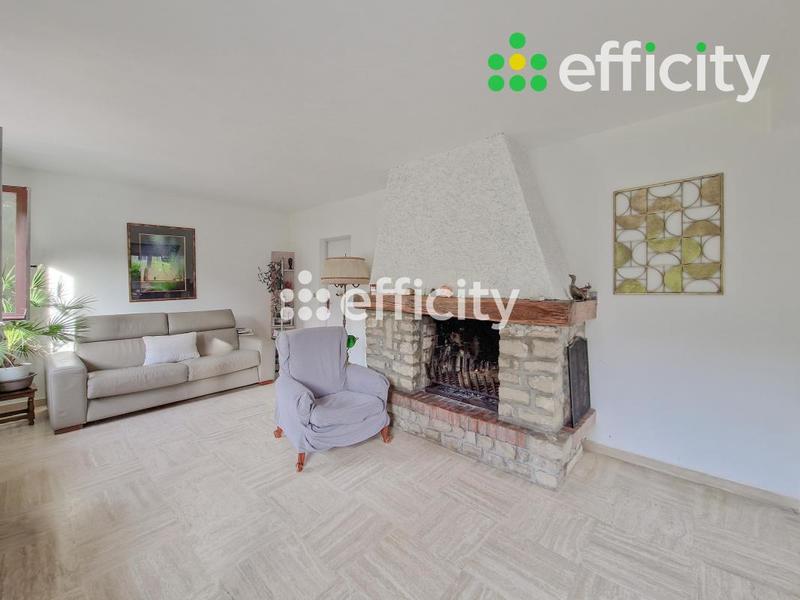 Maison - 180 m² - 5 pièces