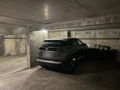 Parking / Garage - 10 m²