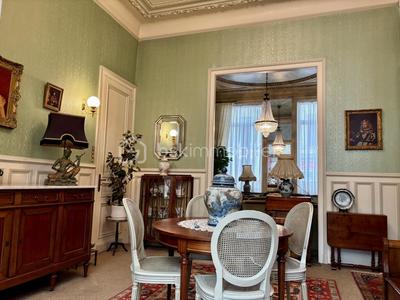 Maison bourgeoise - 252 m² - 10 pièces