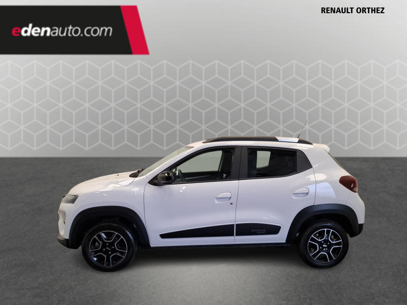 Dacia Spring Essential -23b