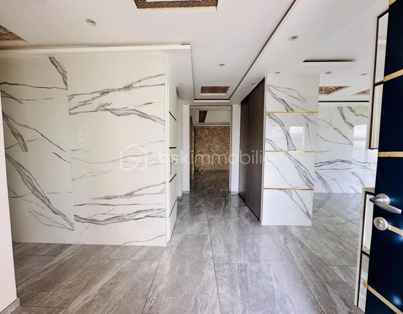 Villa - 142 m² - 7 pièces