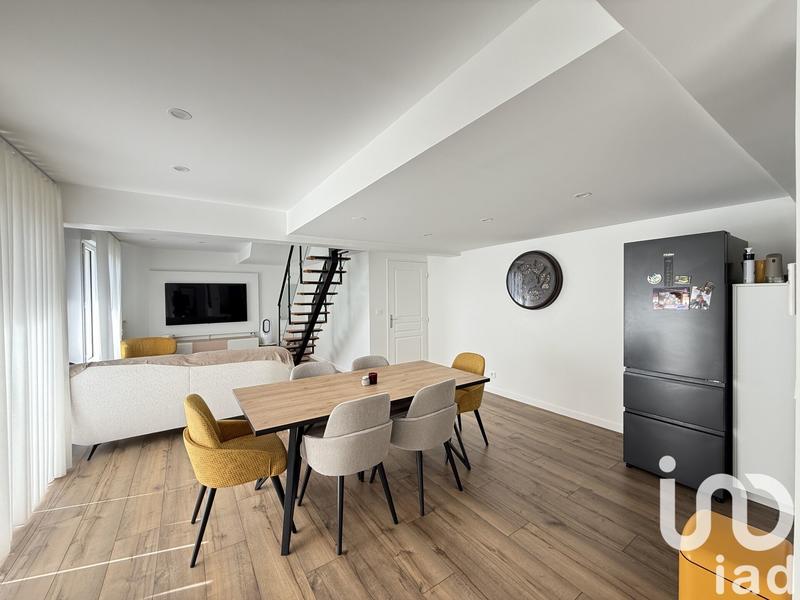 Duplex - 90 m² - 5 pièces