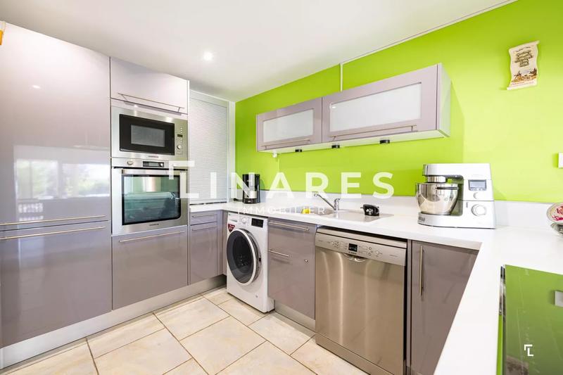 Maison - 174 m² - 5 pièces