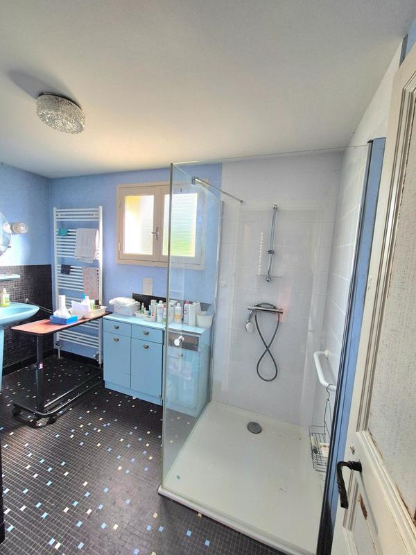 Maison - 140 m² - 6 pièces