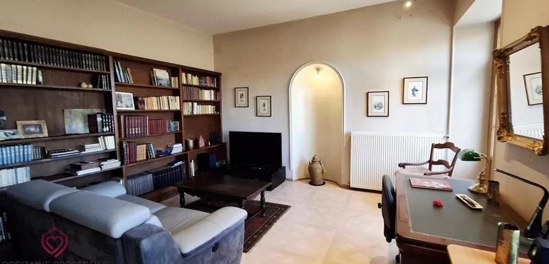 Château - 288 m² - 9 pièces