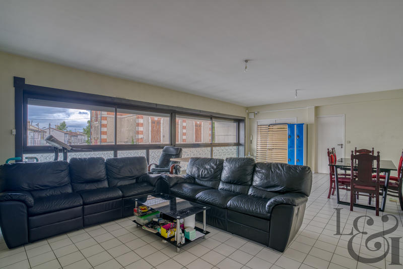 Appartement - 165 m² - 5 pièces