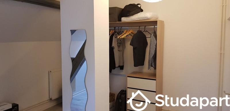 Chambre - 15 m² - 1 pièce