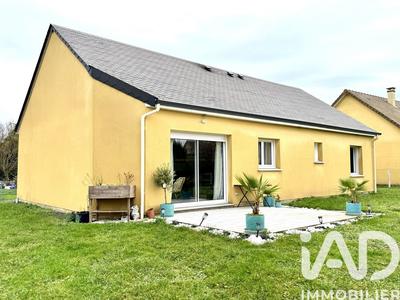 Maison - 90 m² - 4 pièces