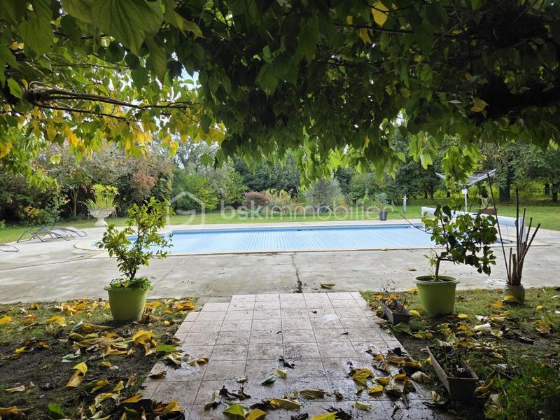 Maison en pierre - 170 m² - 6 pièces