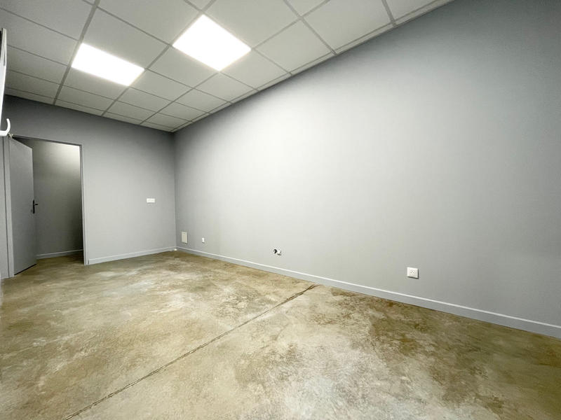 Local commercial - 192 m²