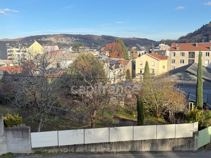 Terrain constructible - 781 m²