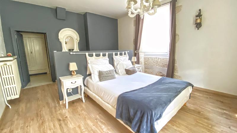 Château - 943 m² - 24 pièces