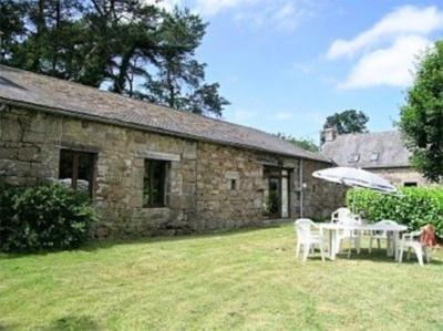 Maison - 339 m² - 16 pièces