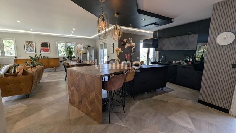 Maison - 130 m² - 5 pièces