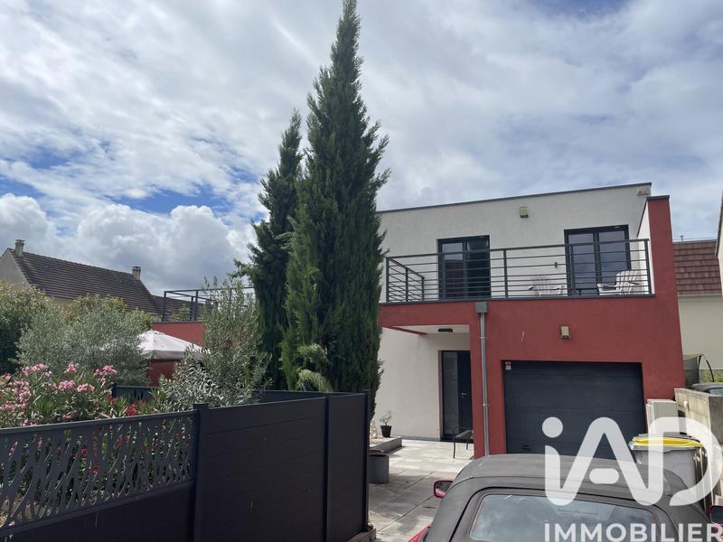 Maison de maîtres - 175 m² - 8 pièces