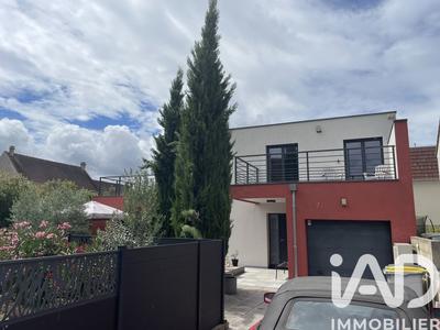 Maison de maîtres - 175 m² - 8 pièces