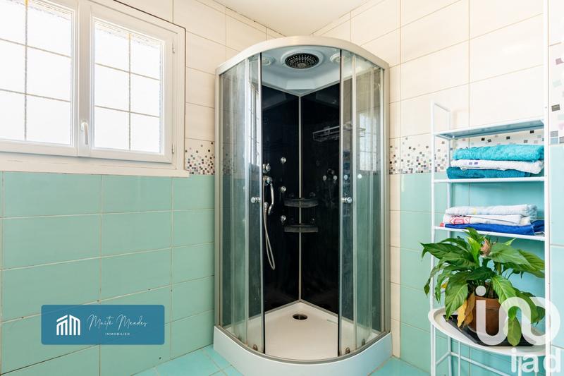 Maison - 205 m² - 7 pièces