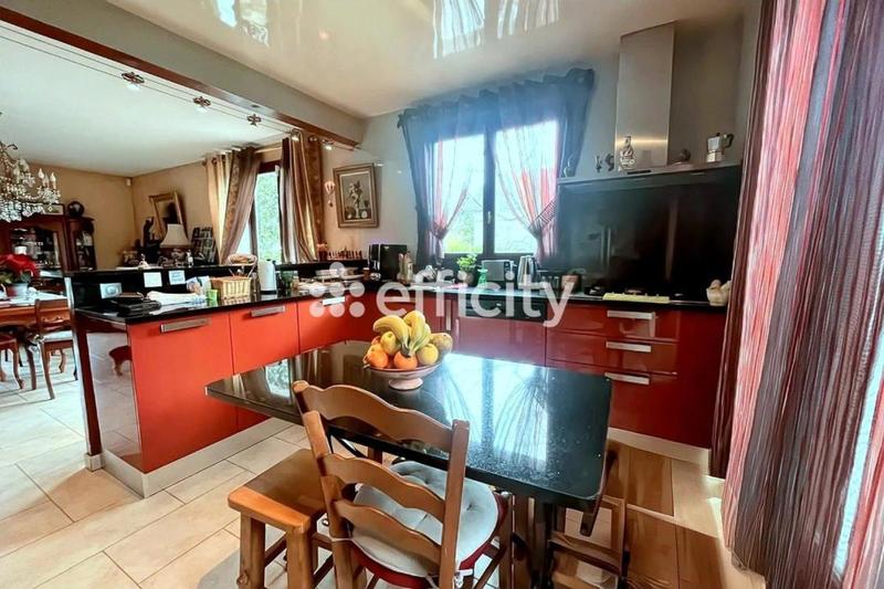 Pavillon - 156 m² - 7 pièces