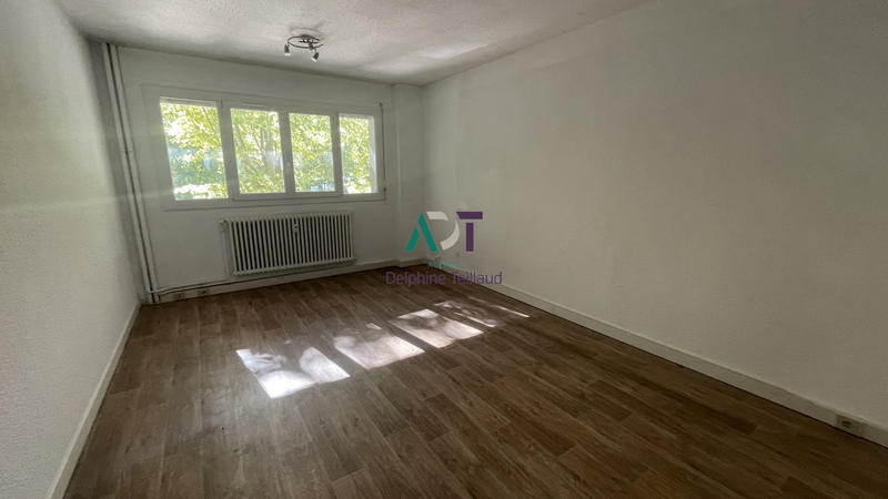 Appartement - 217 m² - 9 pièces