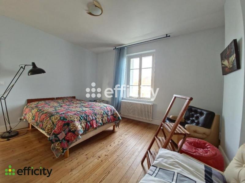 Maison - 174 m² - 5 pièces