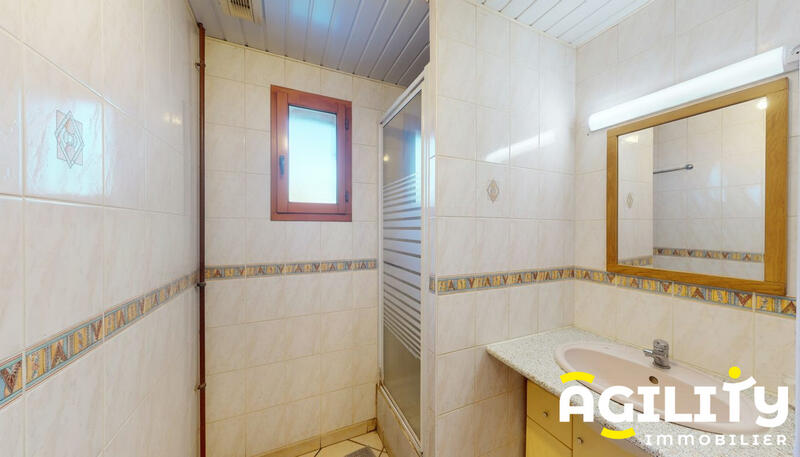 Maison - 165 m² - 6 pièces